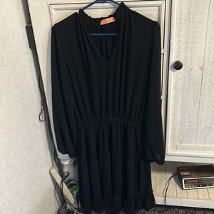Drape Fit black ruffled dress
